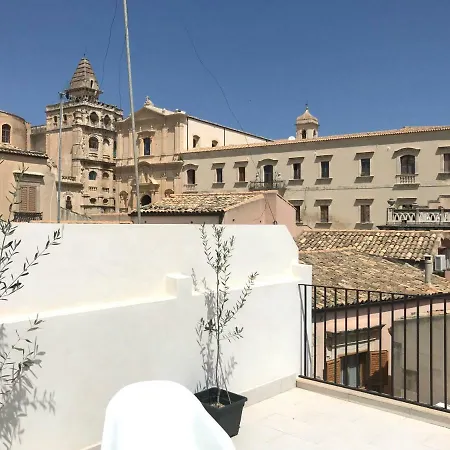 Corso Barocco Luxury & Suites Apartment *